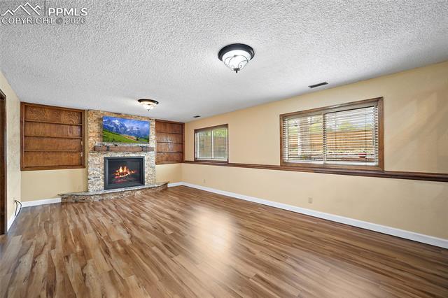 2420 Heatherdale Drive