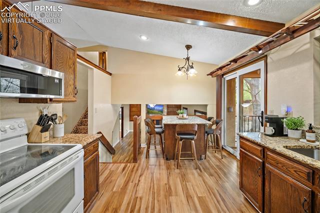 2420 Heatherdale Drive