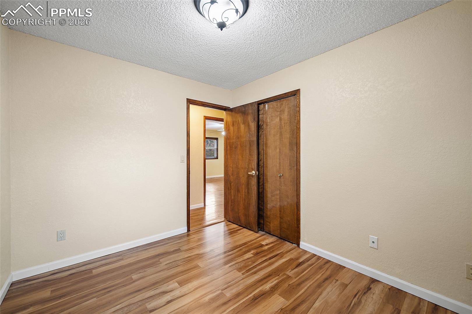 2420 Heatherdale Drive
