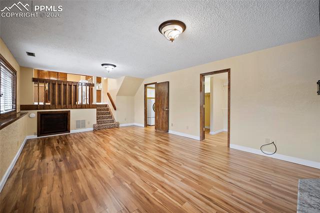 2420 Heatherdale Drive