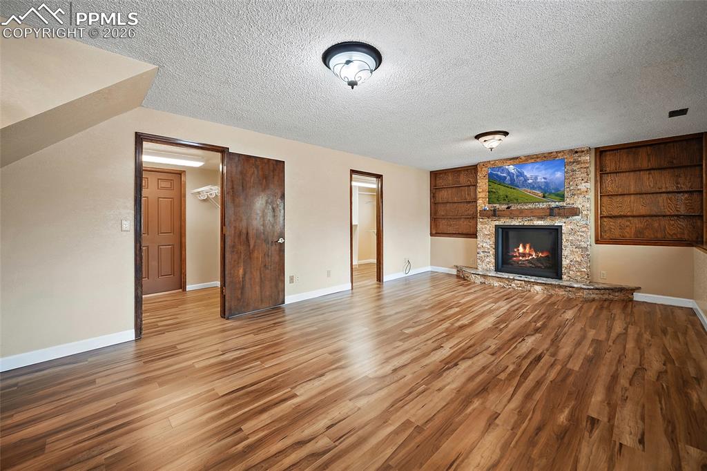 2420 Heatherdale Drive