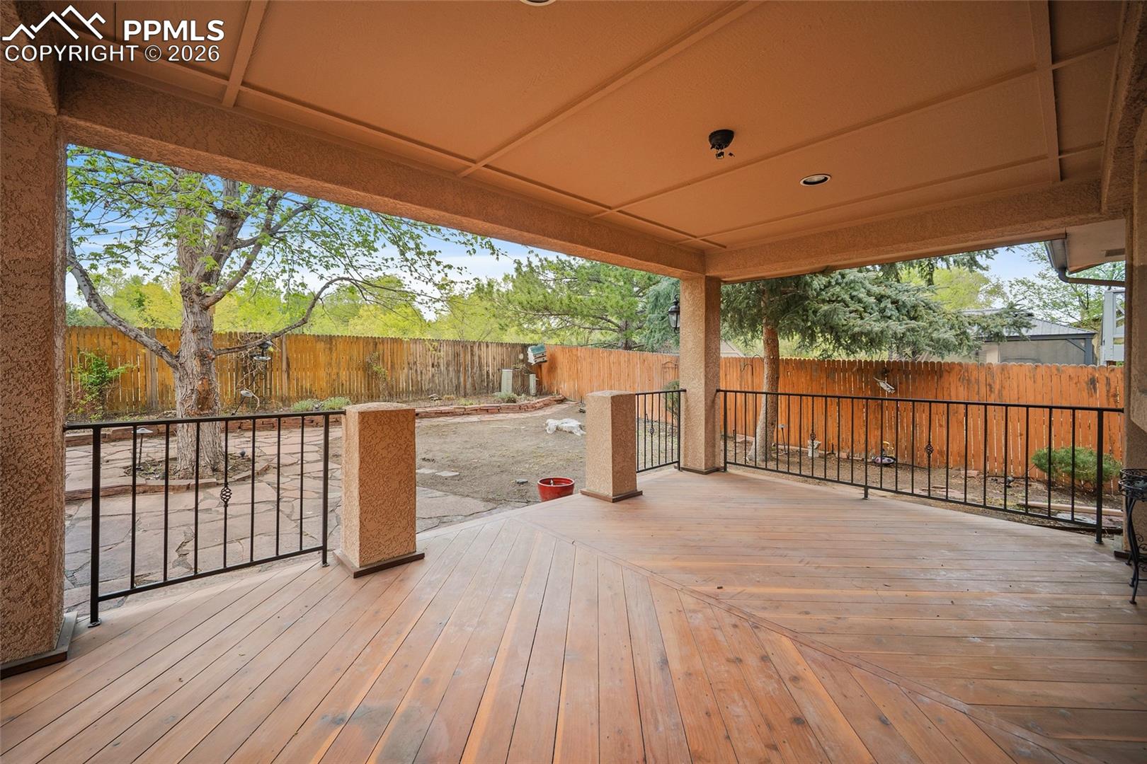 2420 Heatherdale Drive