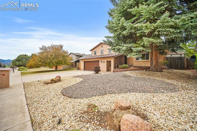 2420 Heatherdale Drive