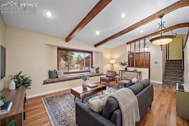 2420 Heatherdale Drive