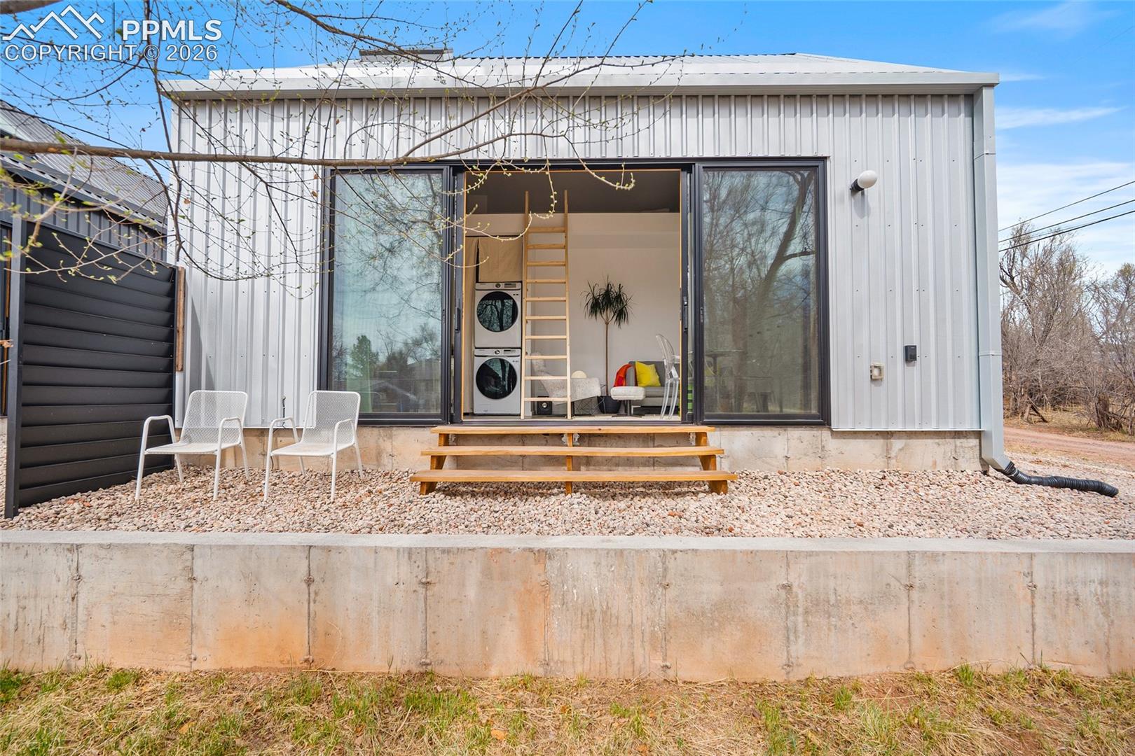 3328 W Bijou Street