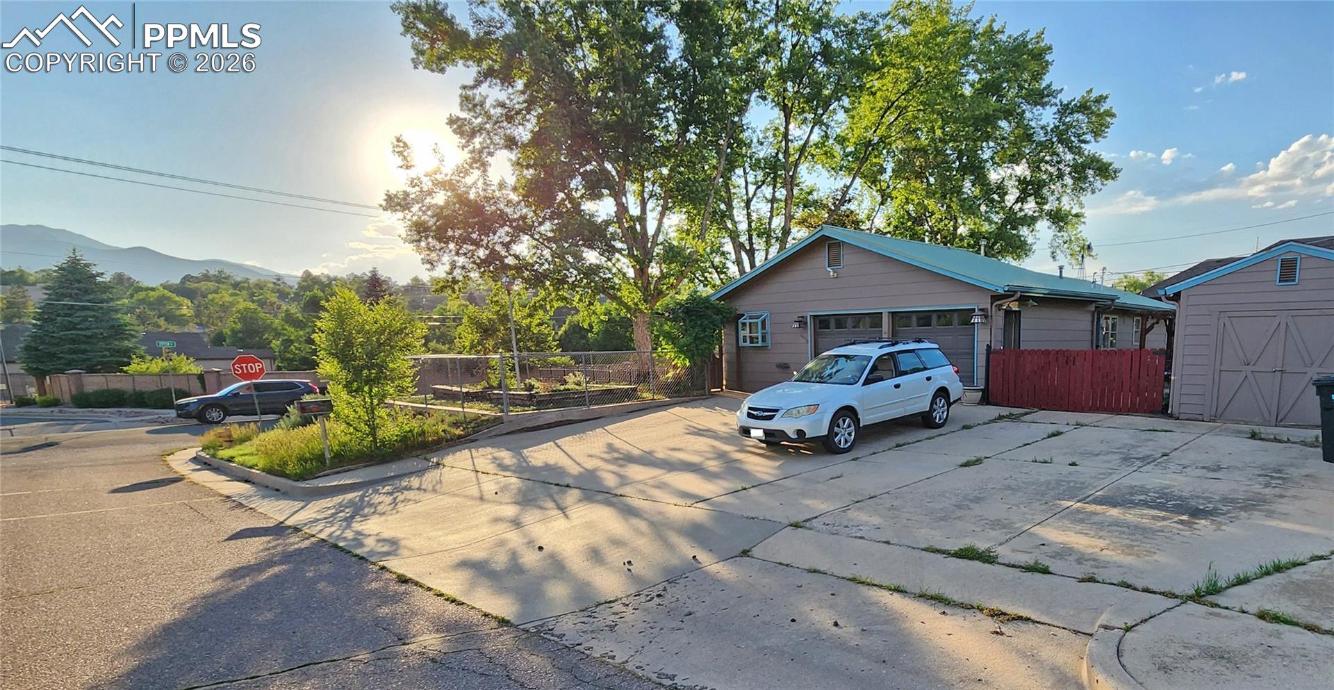 1830 Pejn Avenue