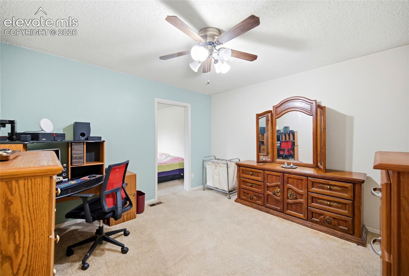 4105 London Lane