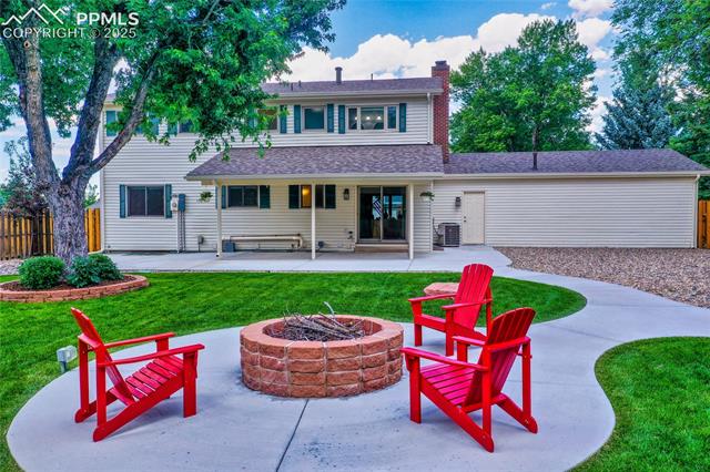 3004 W Springlake Circle