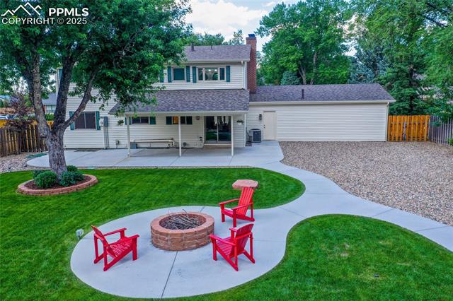 3004 W Springlake Circle