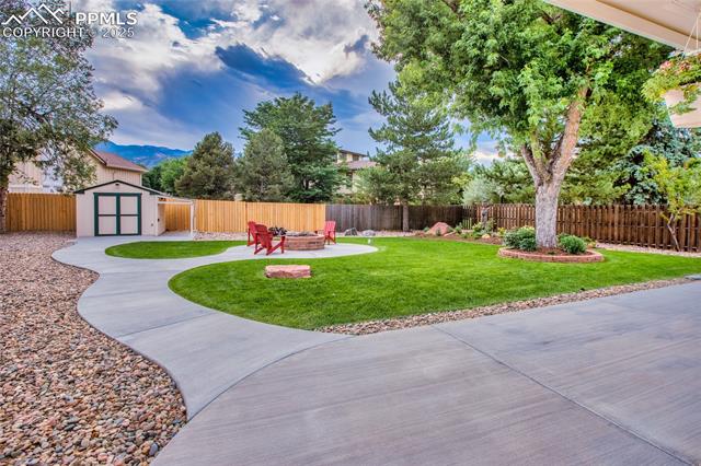 3004 W Springlake Circle