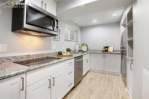 3004 W Springlake Circle