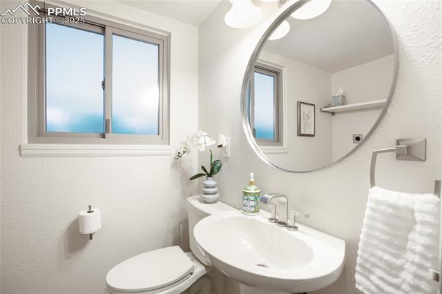 3004 W Springlake Circle