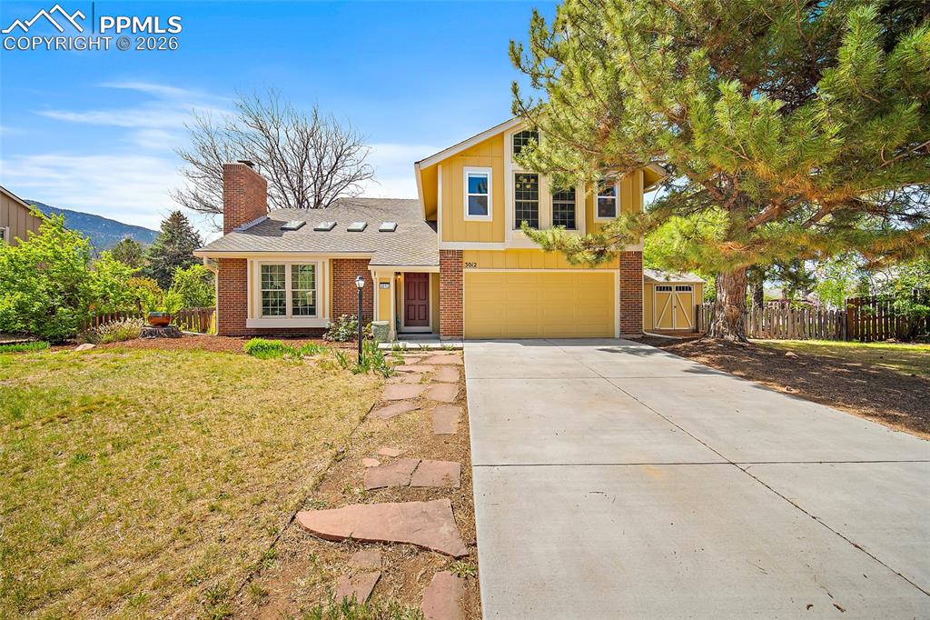 3012 E Springlake Circle