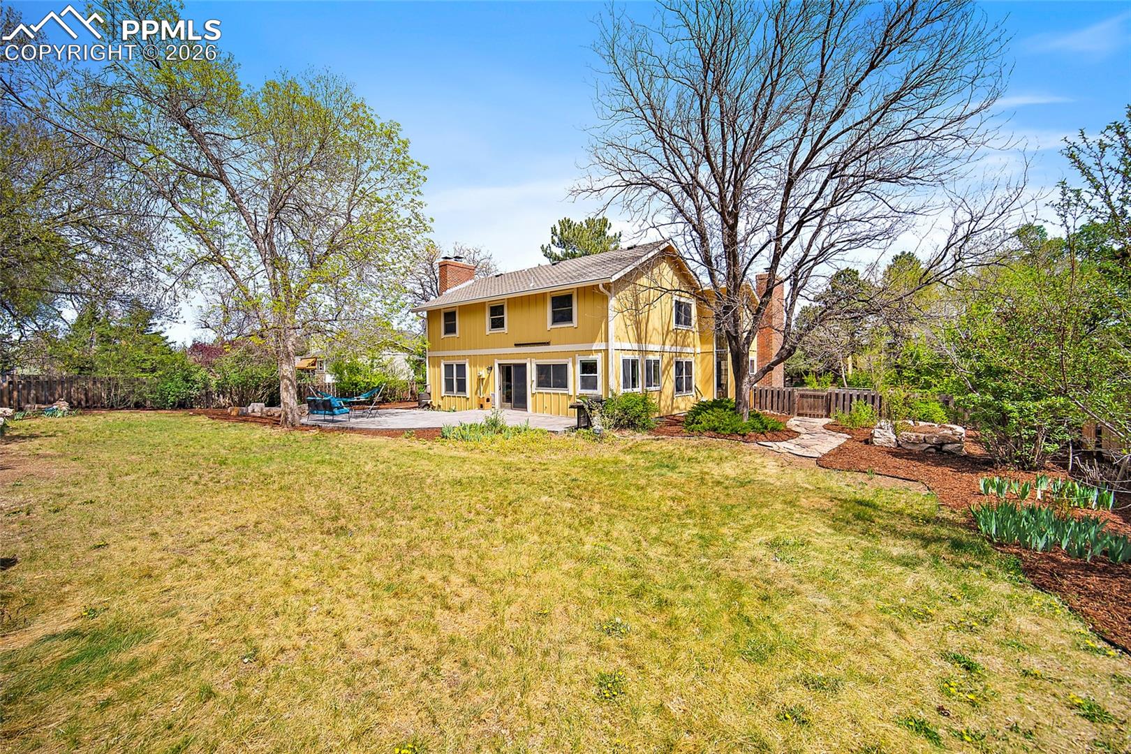 3012 E Springlake Circle