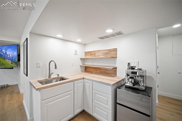 3012 E Springlake Circle