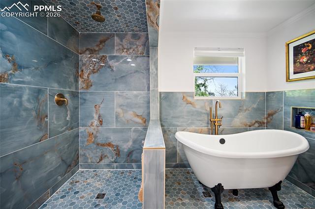 3012 E Springlake Circle