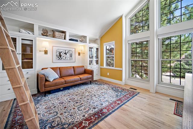 3012 E Springlake Circle