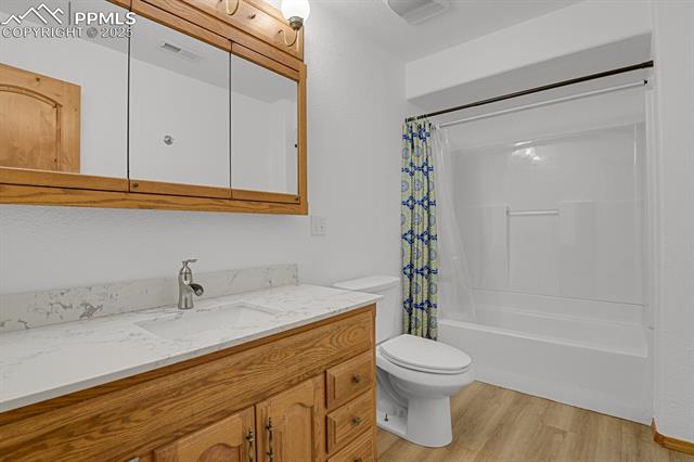 3515 Flying Horse Road