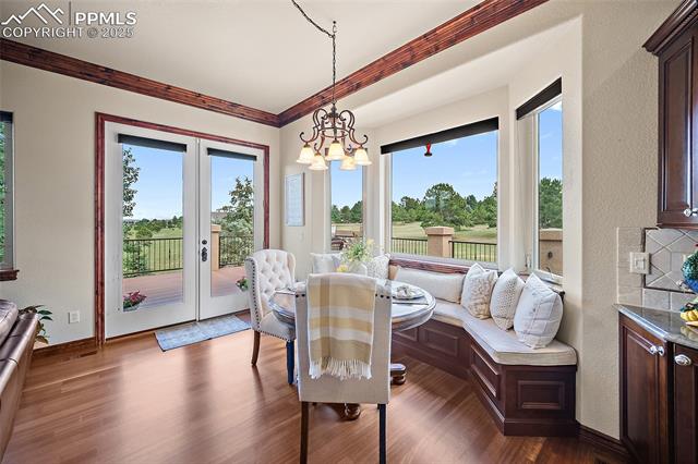 540 E Kings Deer Point