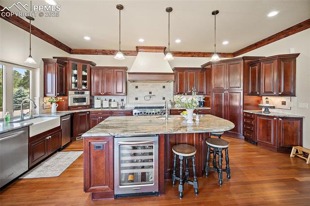 540 E Kings Deer Point