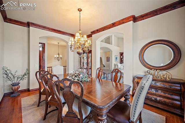 540 E Kings Deer Point