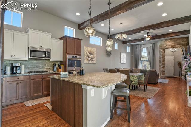 9816 Wolf Lake Drive