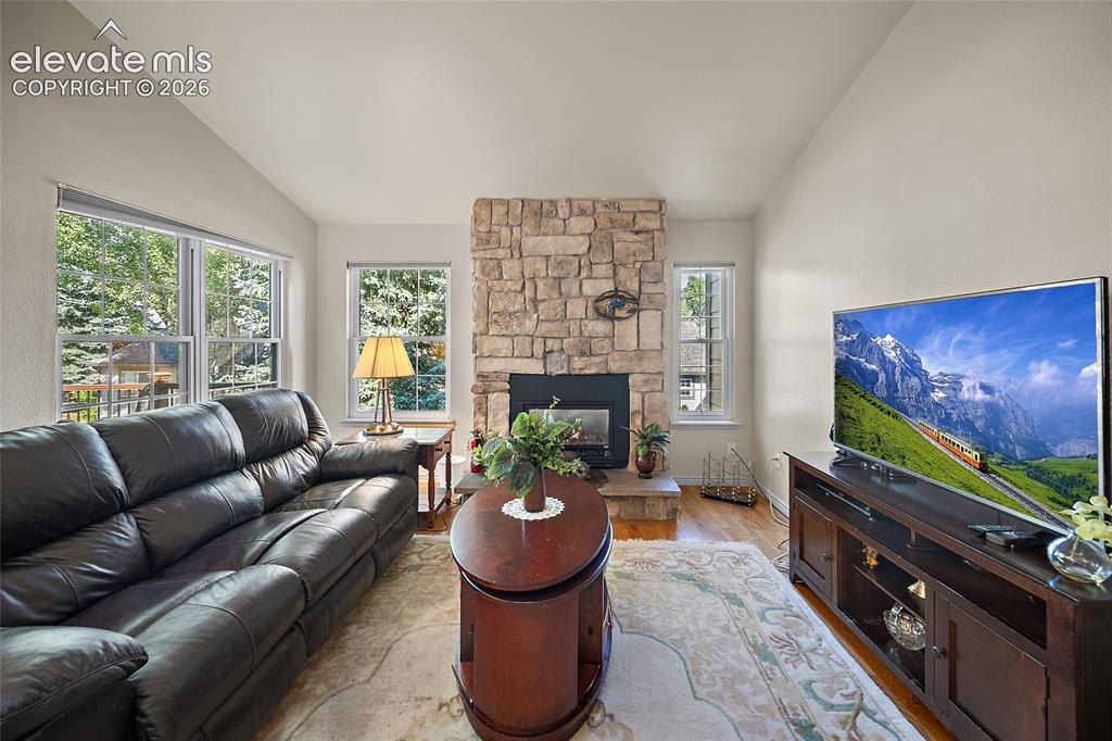 180 Cobblestone Drive