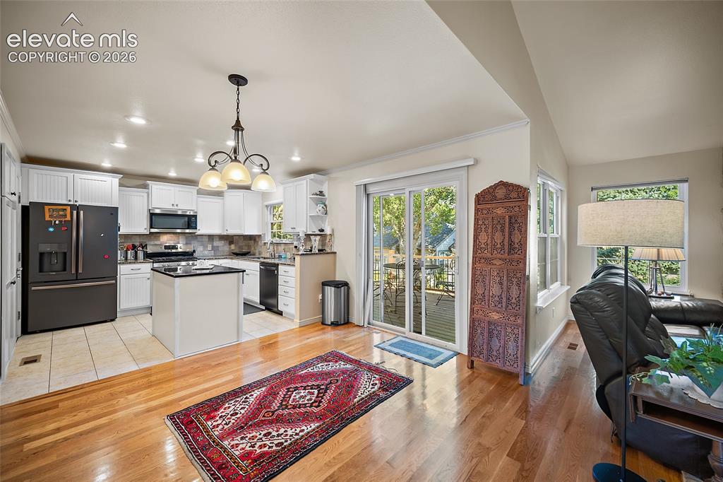 180 Cobblestone Drive