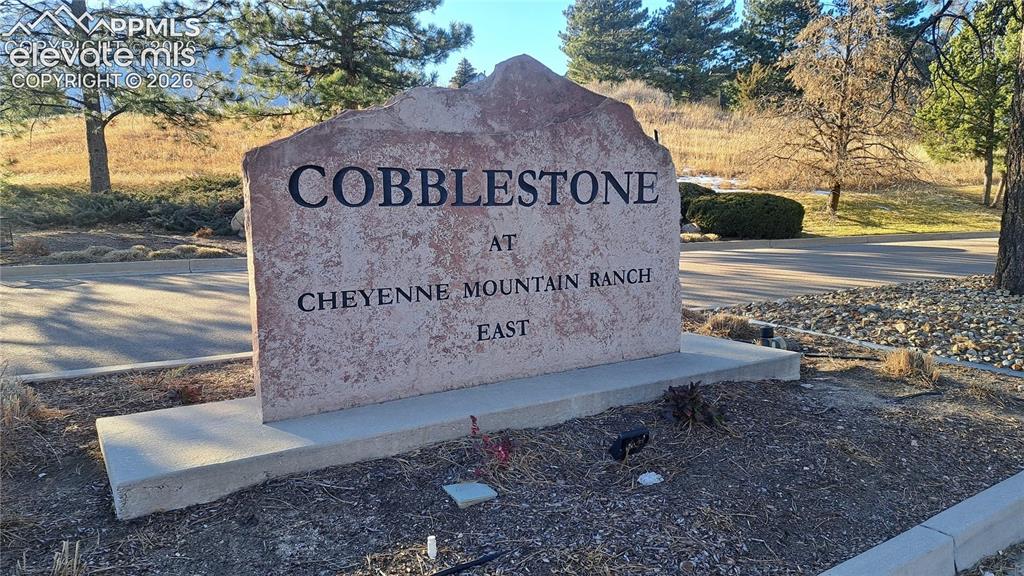 180 Cobblestone Drive