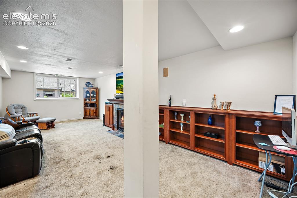 180 Cobblestone Drive