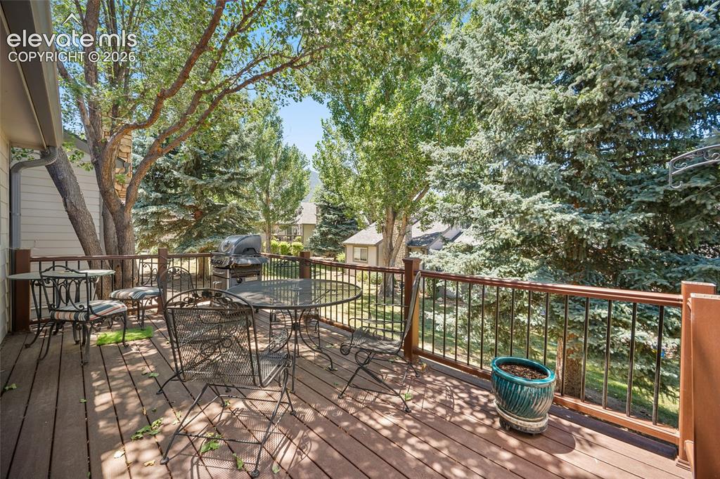 180 Cobblestone Drive