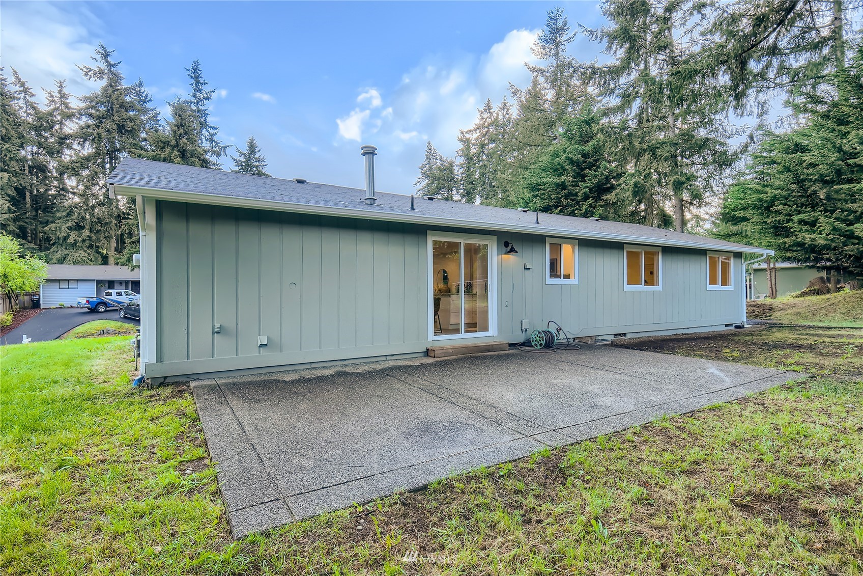 18809 58th Street E