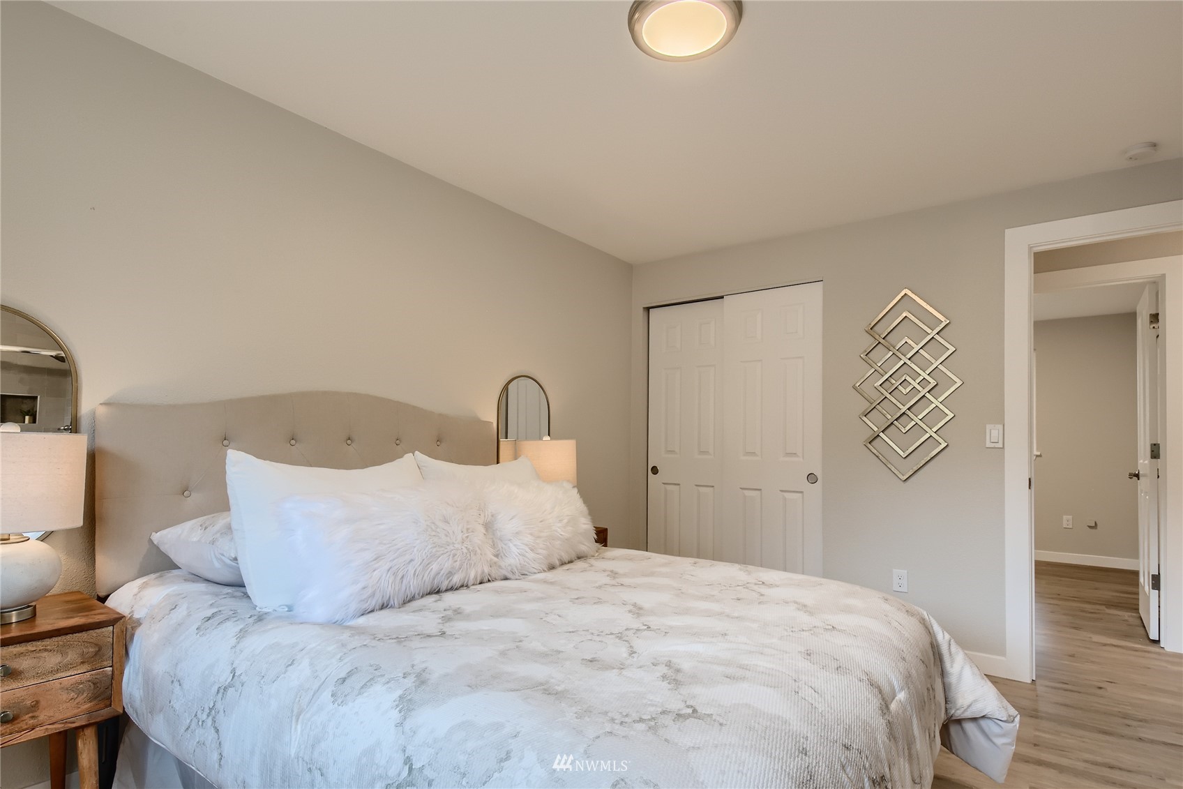 18809 58th Street E