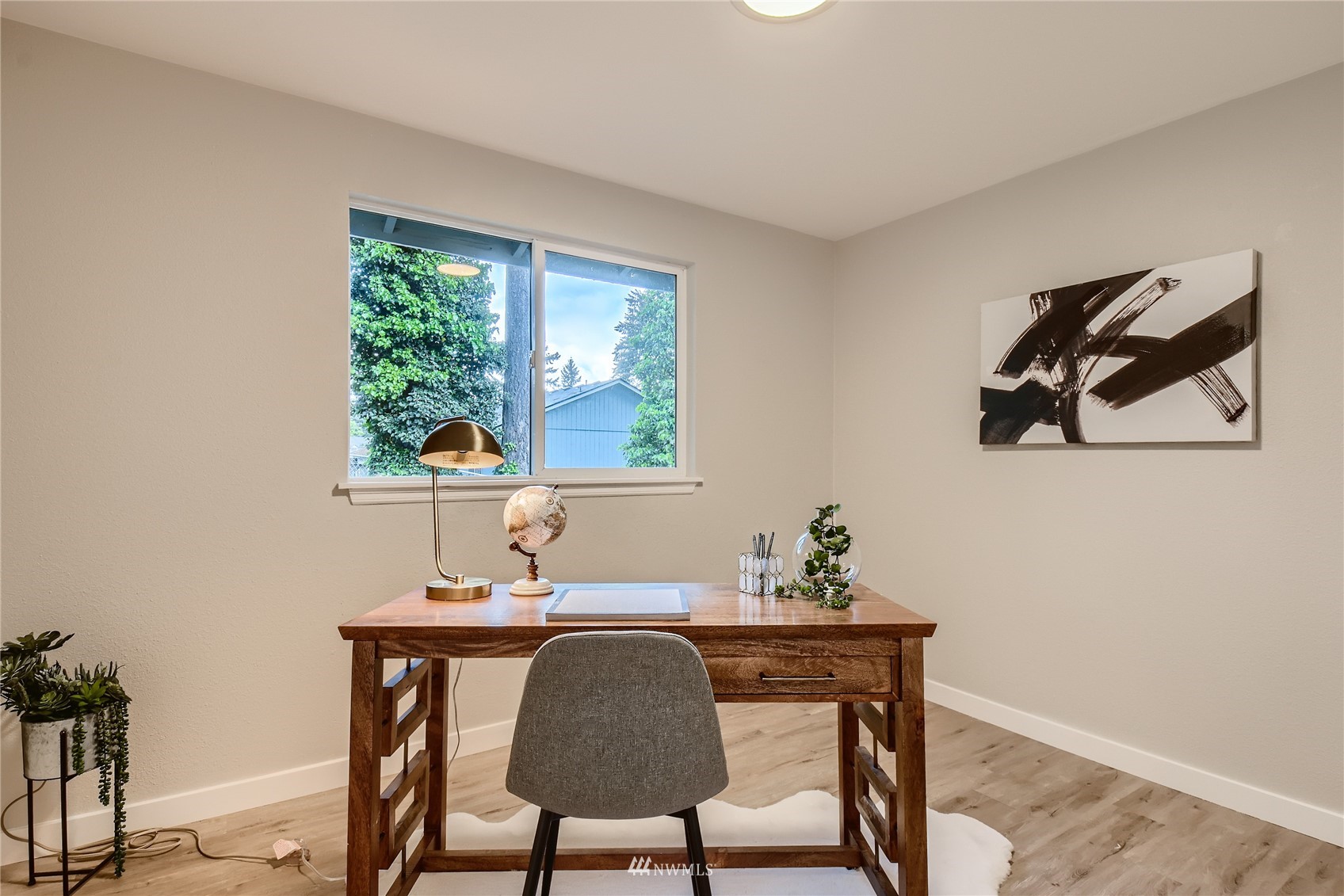 18809 58th Street E