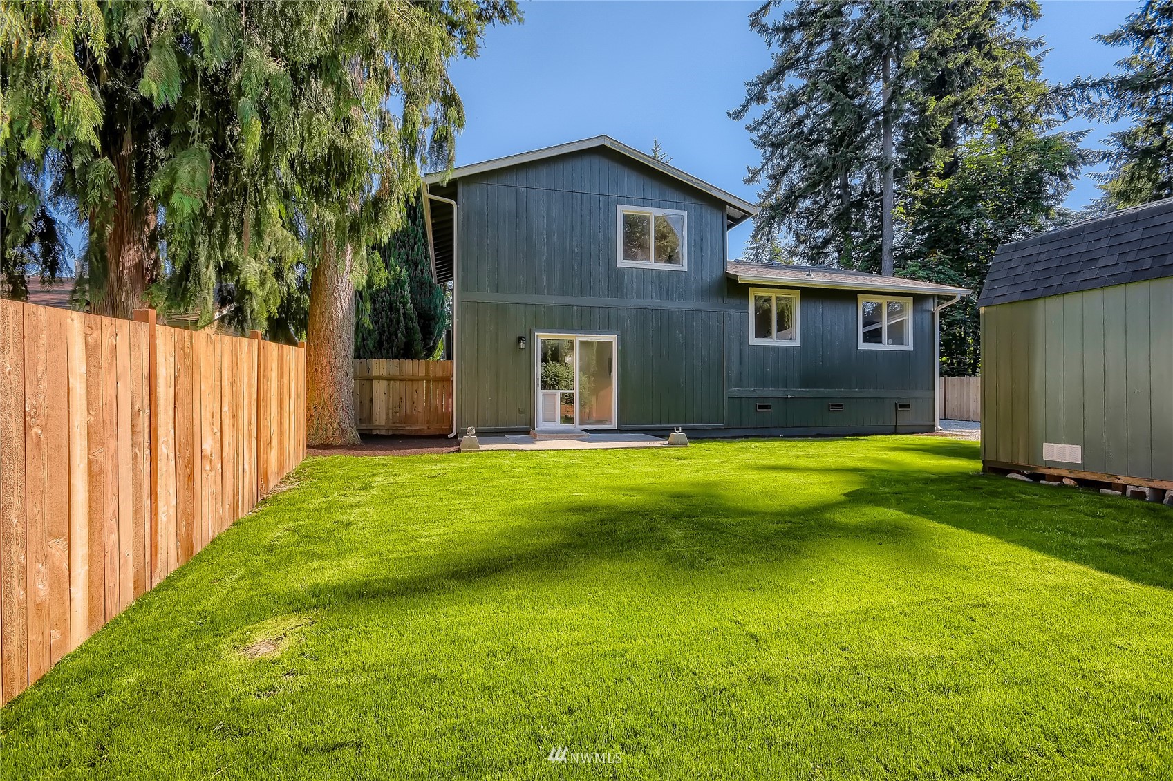 20709 108th Street E