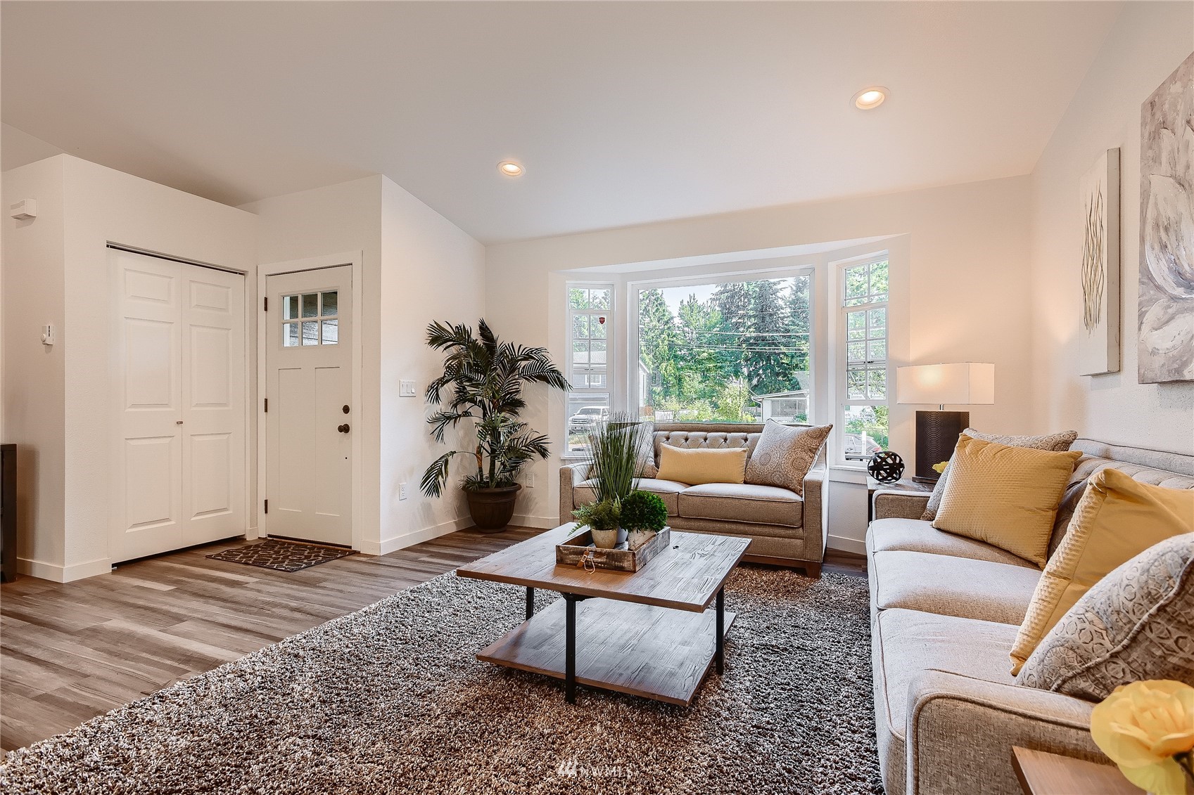 20709 108th Street E