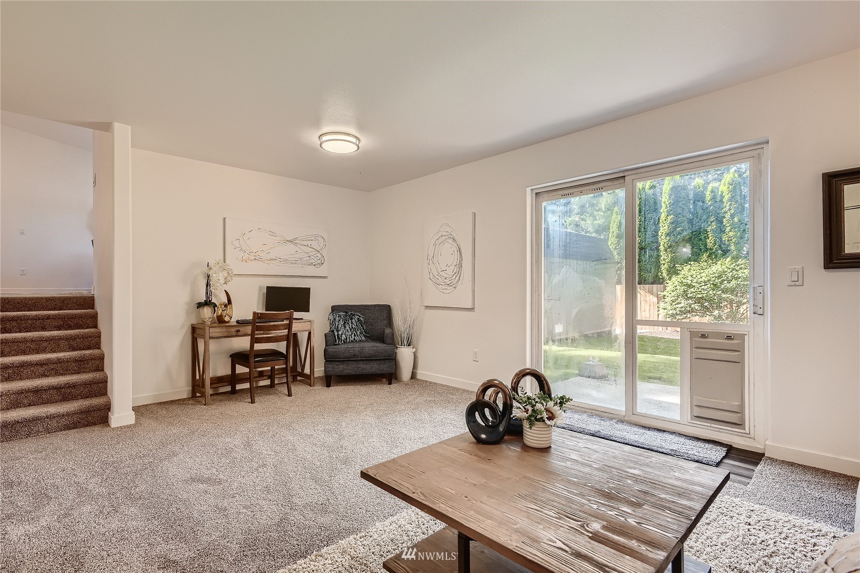 20709 108th Street E