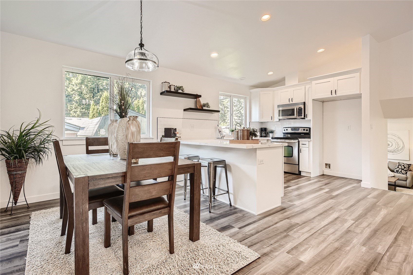 20709 108th Street E