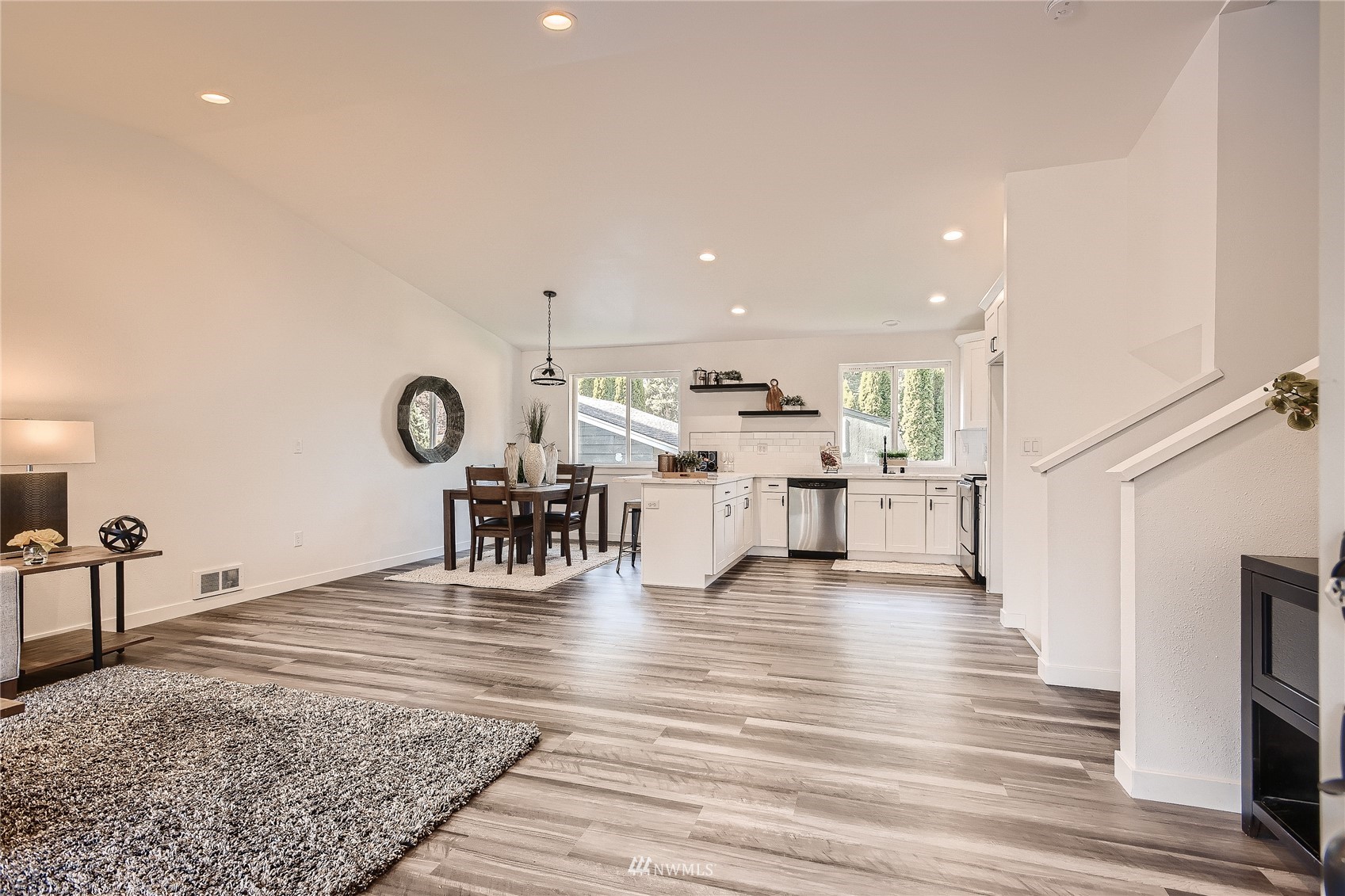 20709 108th Street E