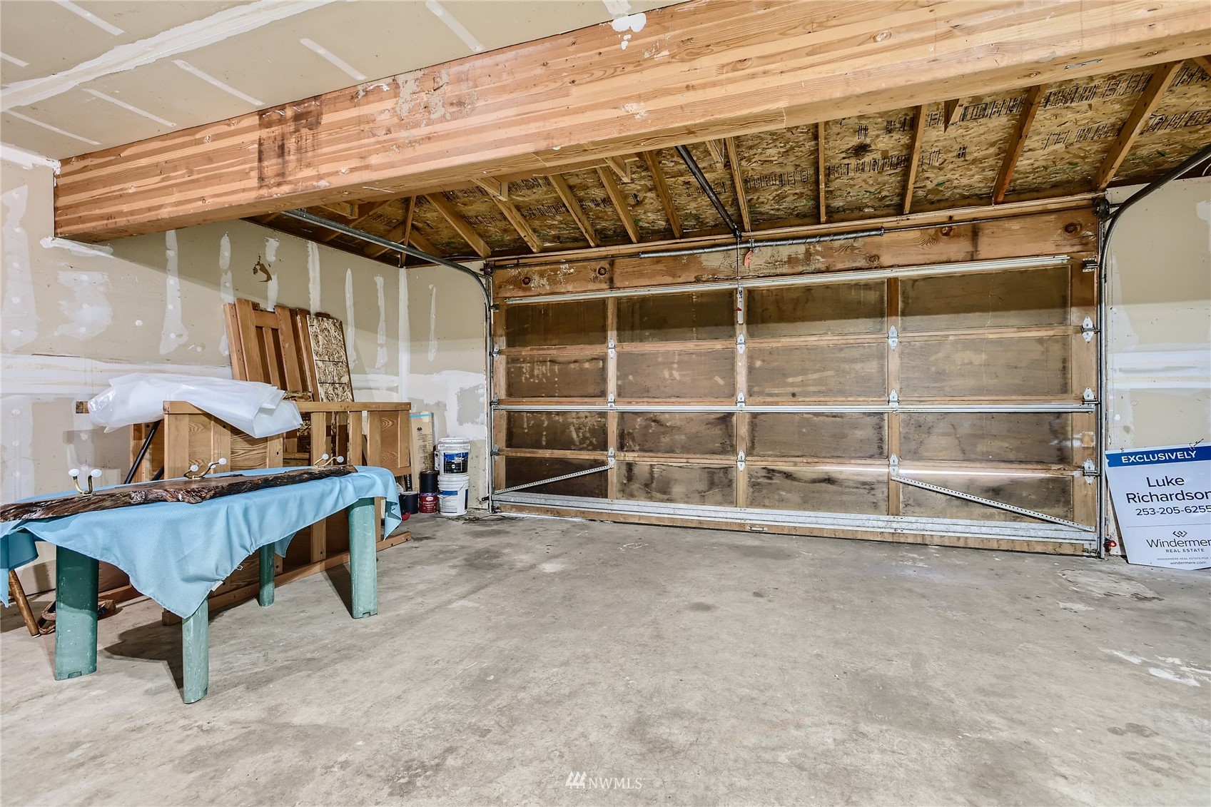 19102 60th Street E