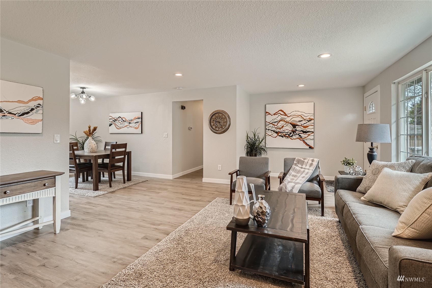 3328 S 256th Street