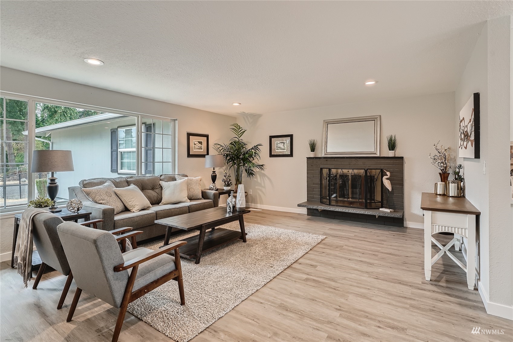 3328 S 256th Street