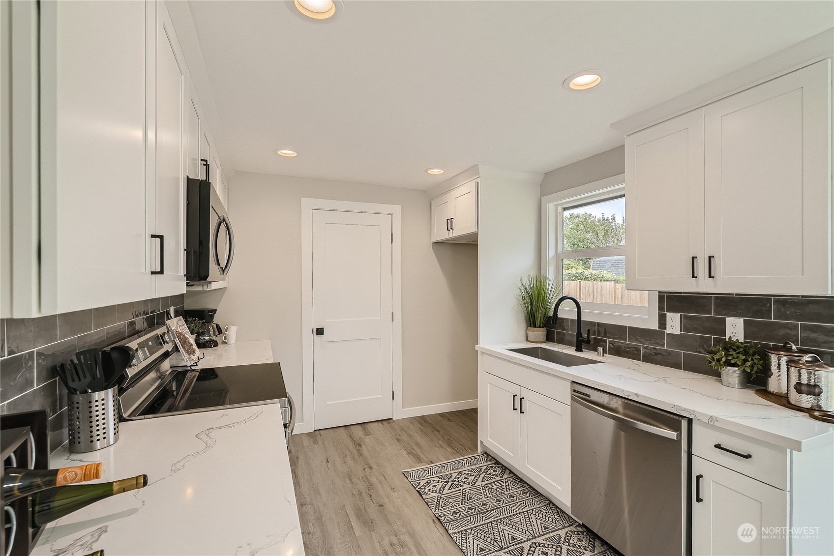 5004 NE 7th Place