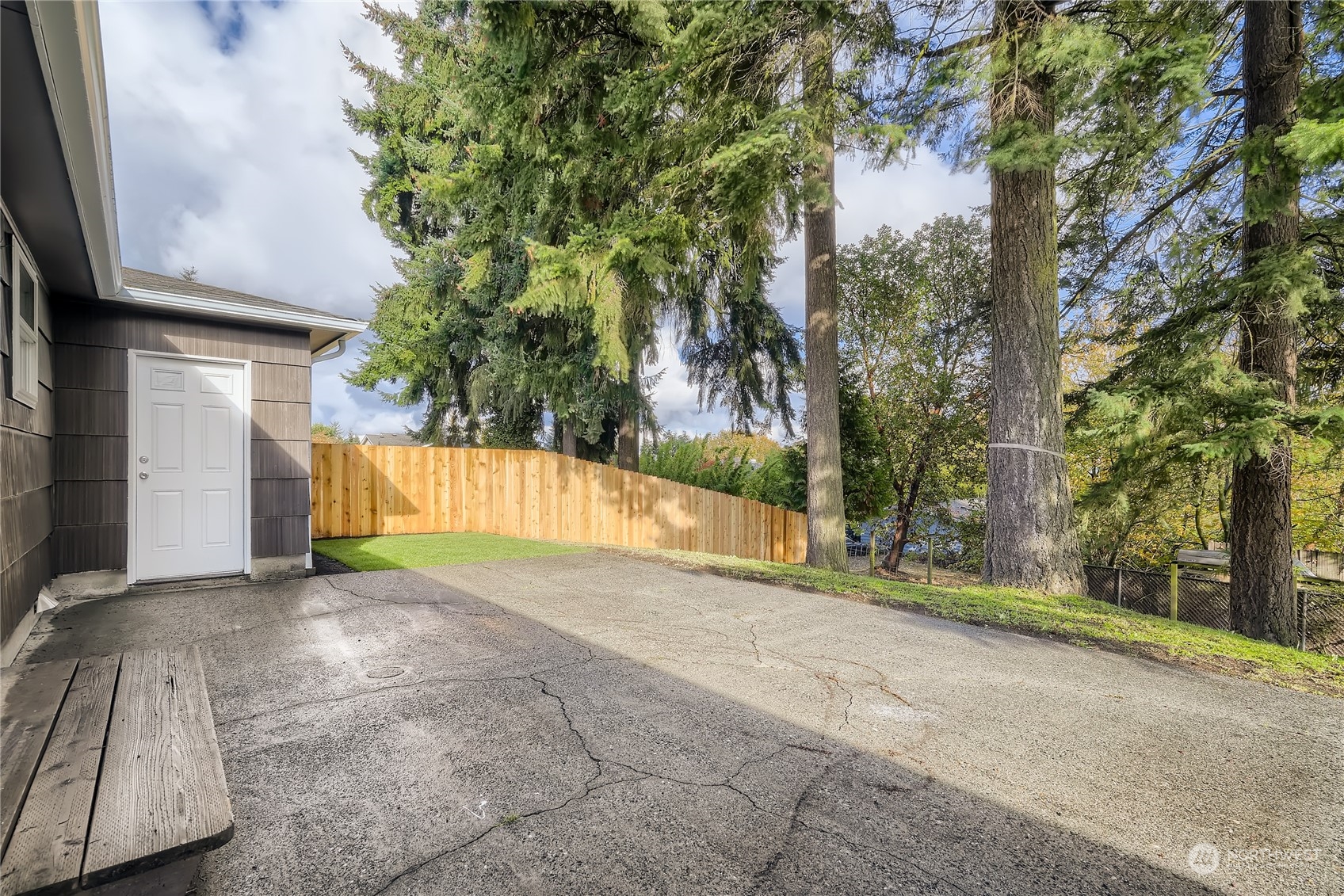 9250 4th Avenue SW