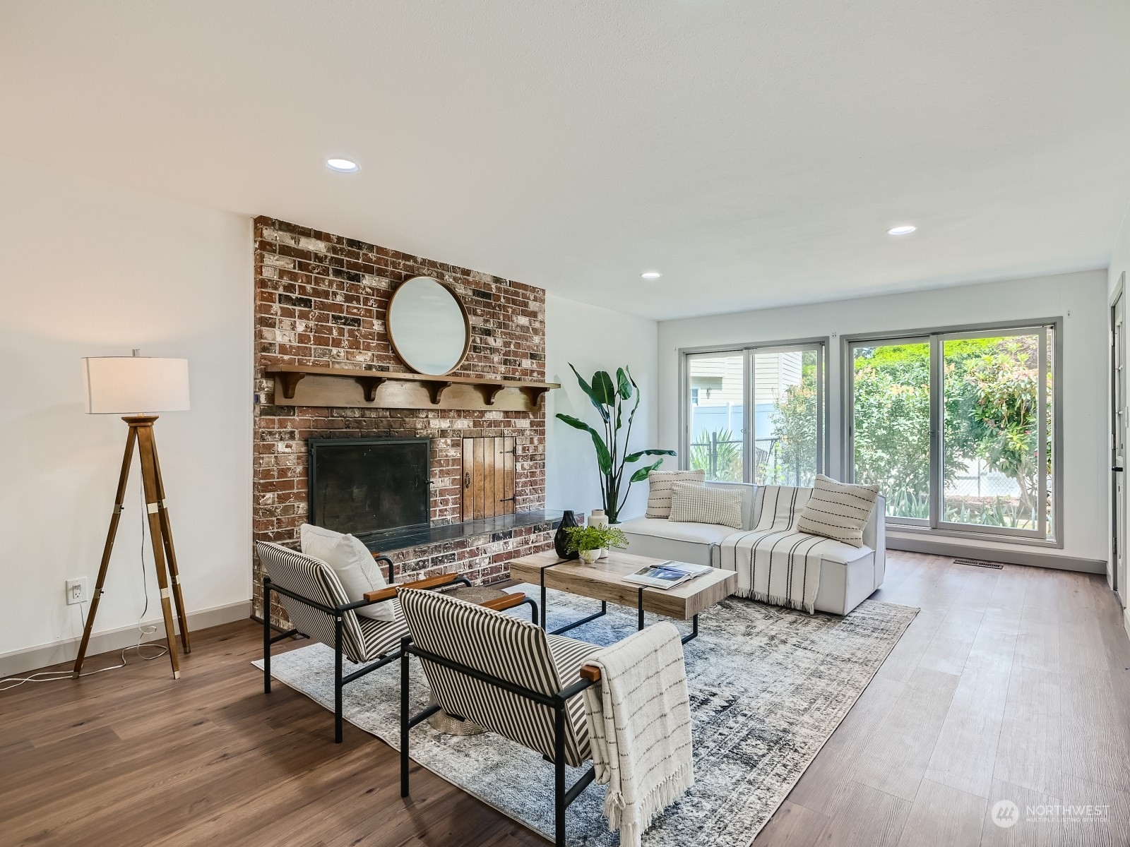 7410 Turquoise Court SW
