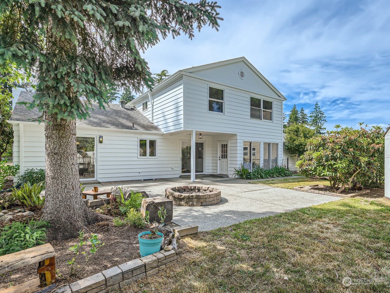 7410 Turquoise Court SW
