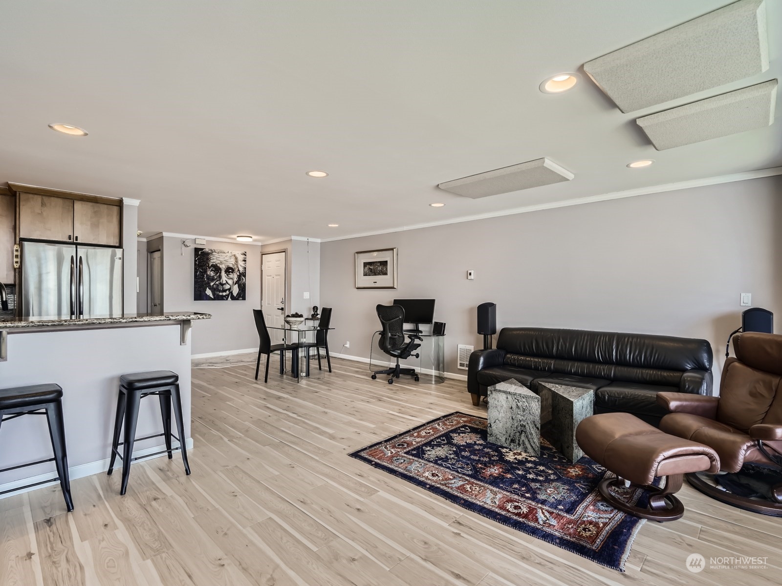 9520 Rainier Avenue S Unit: 302