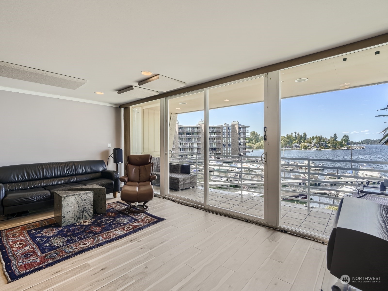 9520 Rainier Avenue S Unit: 302