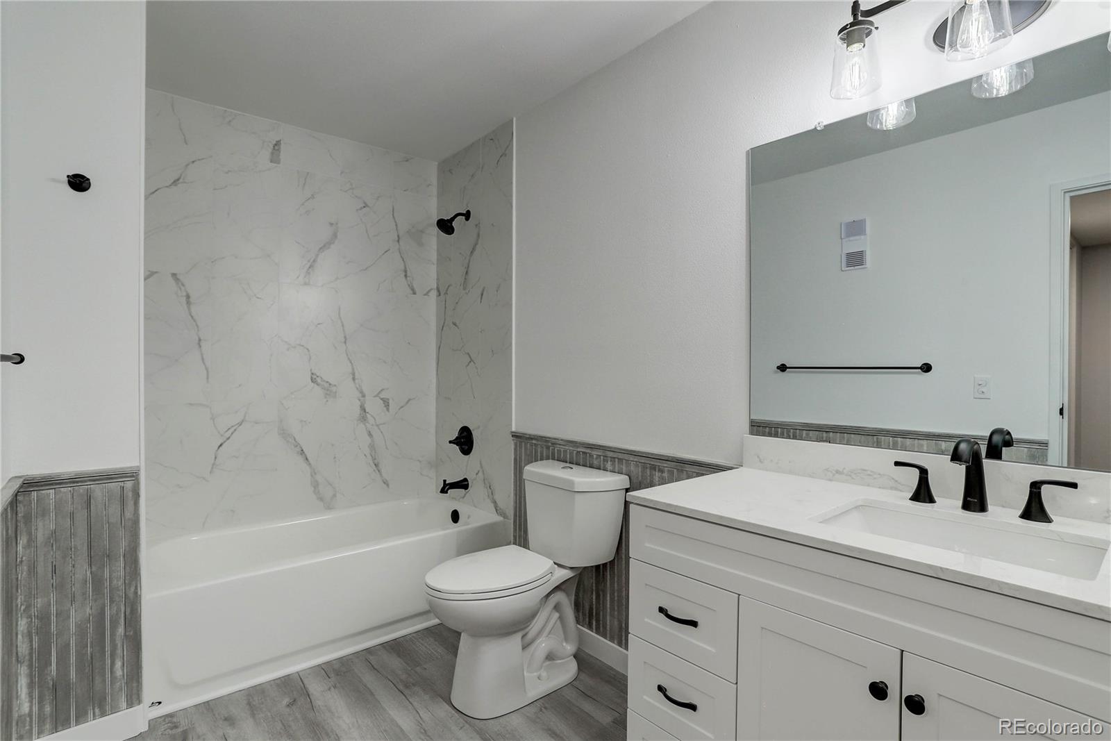 3315 S Ammons Street Unit: 104