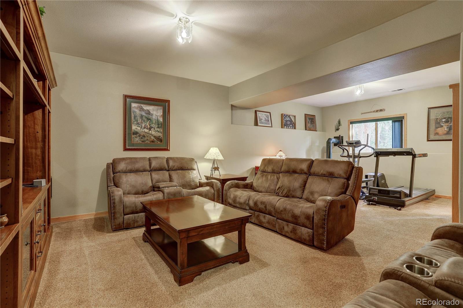 10359 Christopher Drive